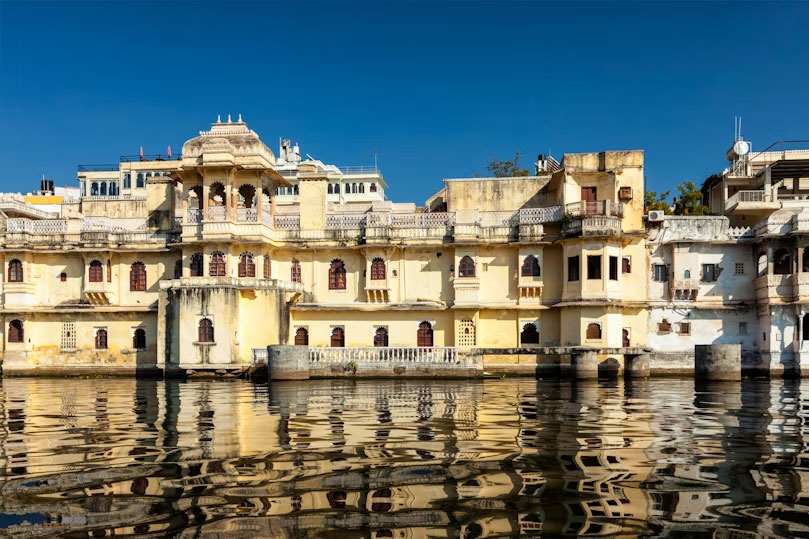 10 Best Luxury Heritage Hotels to Stay During Your Private India Tour