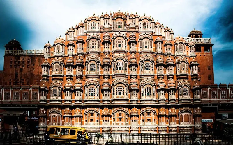 Budget-Friendly India Tours with Private Car & Driver Under $100 a Day