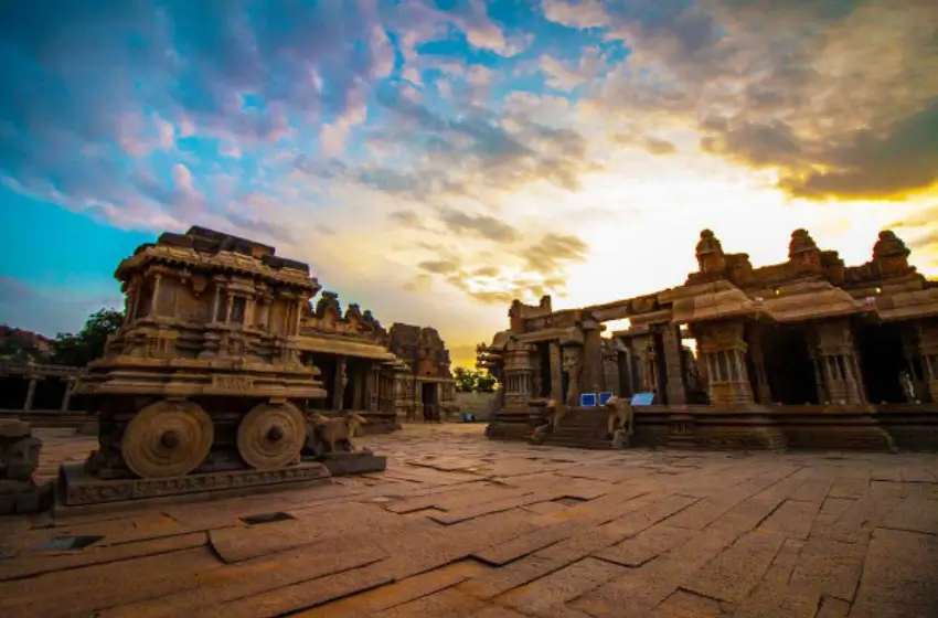 Hyderabad to Hampi Car with Driver Cost - Distance & Travel Guid