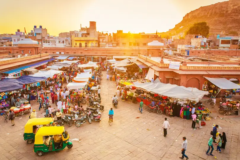 Local Markets to Visit on a North India Tour with Driver