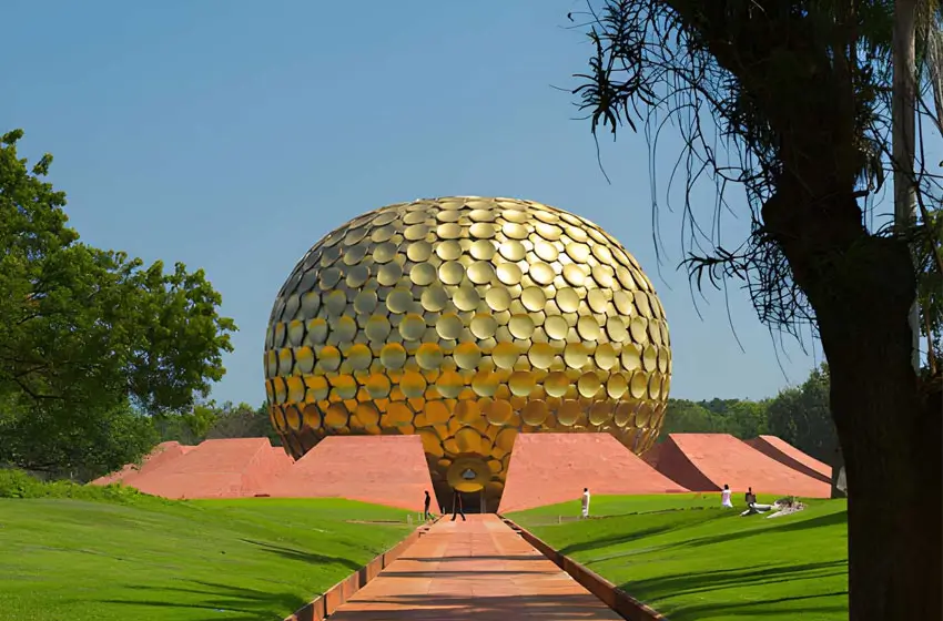 Pondicherry Tour by Private Car | French Quarter, Auroville & Beach Road Guide