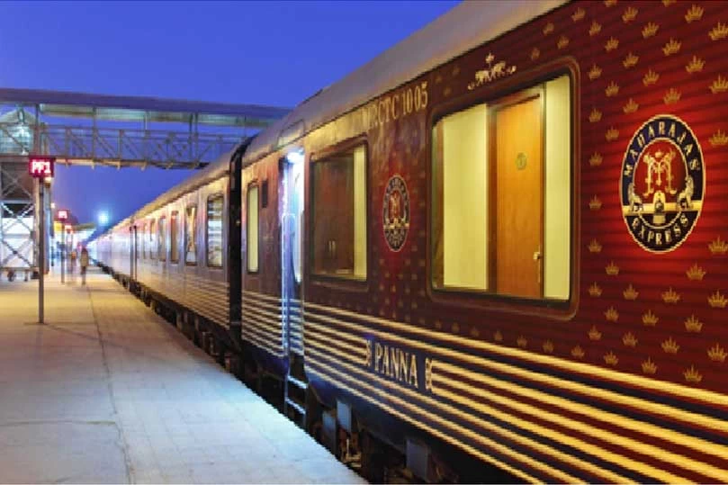 Golden Triangle Tour by Train, 6-Day Golden Triangle Tour by Train